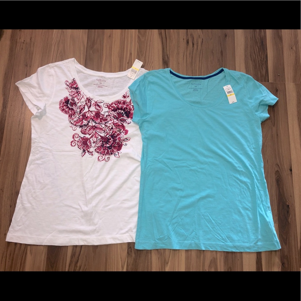 Two Van Heusen short sleeve tees L- NWT